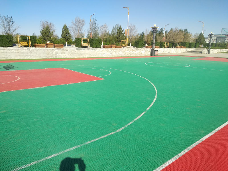 塑料懸浮式拼裝地板生產